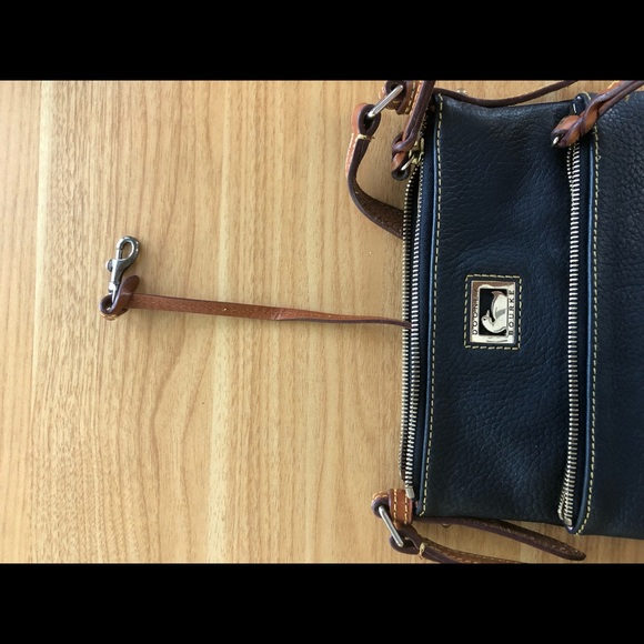 Dooney & Bourke Pebble Grain Crossbody - Picture 6 of 9